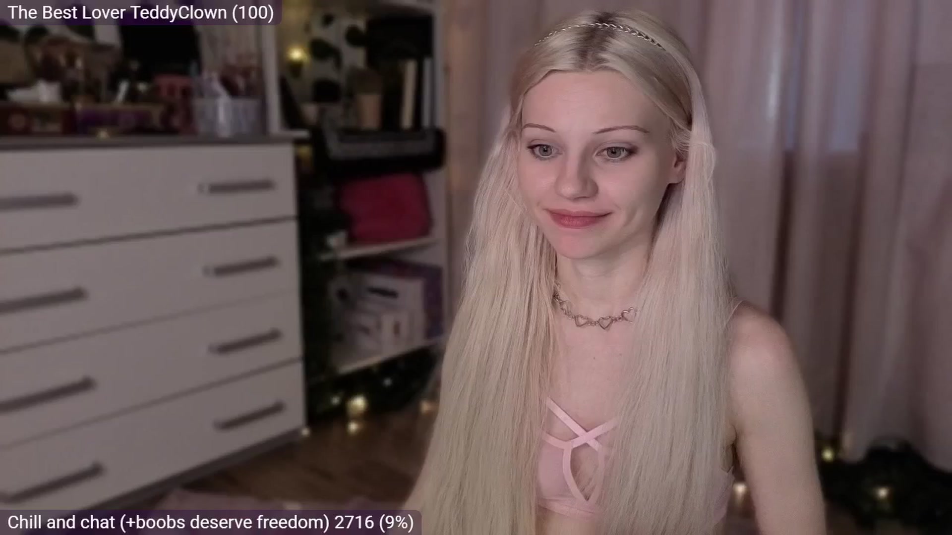 Gallery image thumbnail from JellyFox's myfreecams stream on, 03/26/2026, 06:29 image 8 of 20