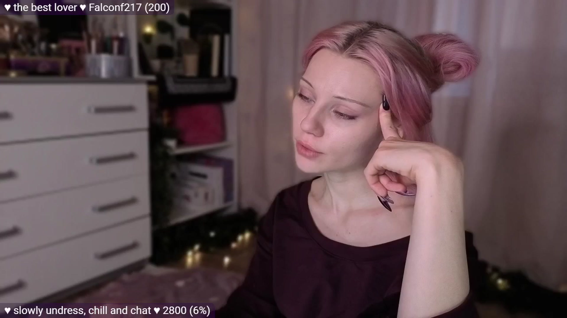 Gallery image thumbnail from JellyFox's myfreecams stream on, 04/09/2026, 05:10 image 11 of 20