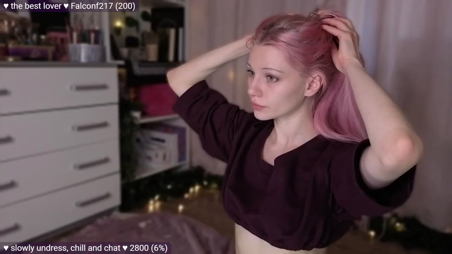 Gallery image thumbnail from JellyFox's myfreecams stream on, 04/09/2026, 05:10 image 10 of 20