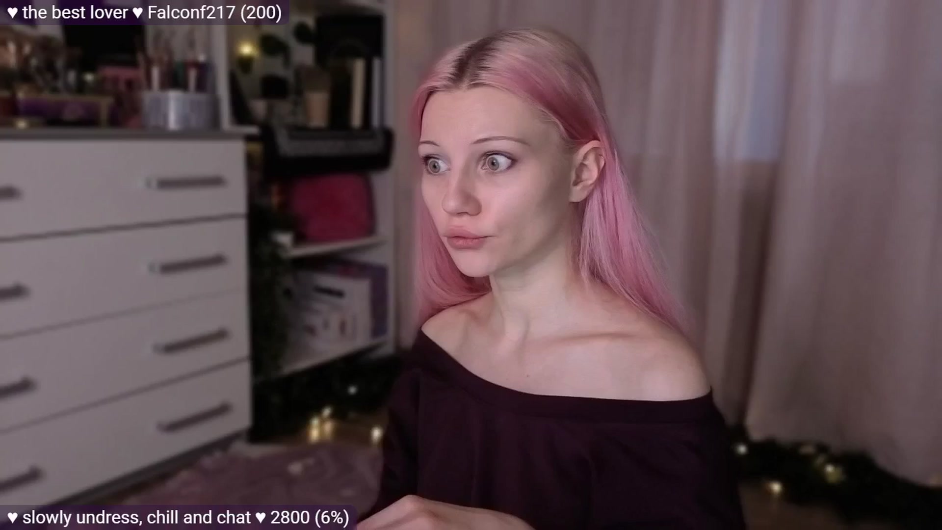 Gallery image thumbnail from JellyFox's myfreecams stream on, 04/09/2026, 05:10 image 9 of 20