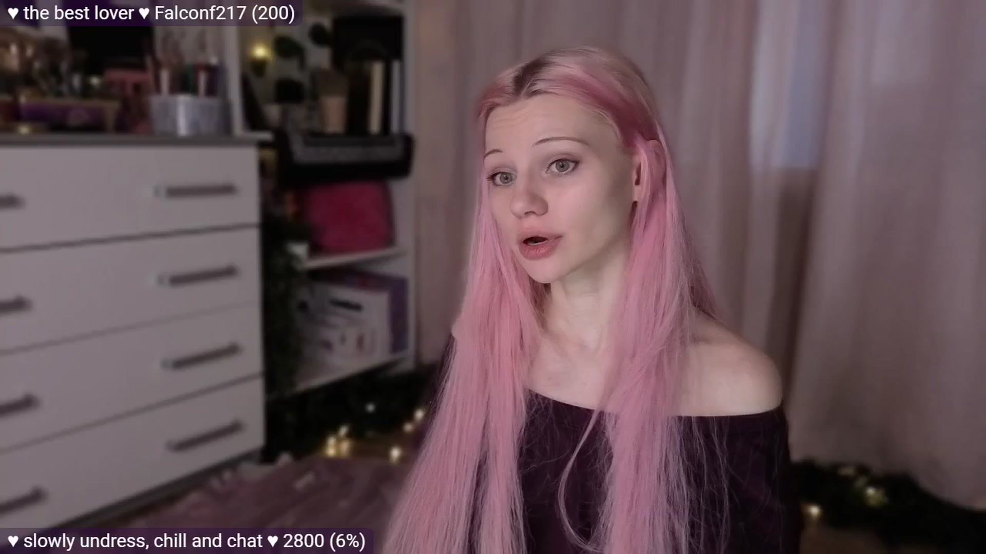 Gallery image thumbnail from JellyFox's myfreecams stream on, 04/09/2026, 05:10 image 6 of 20