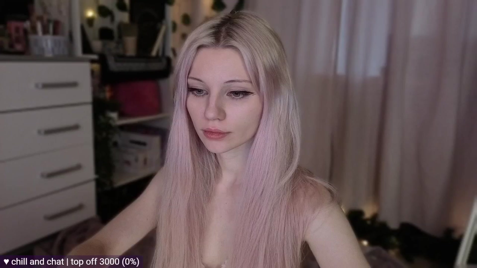 Gallery image thumbnail from JellyFox's myfreecams stream on, 04/16/2026, 06:14 image 4 of 20