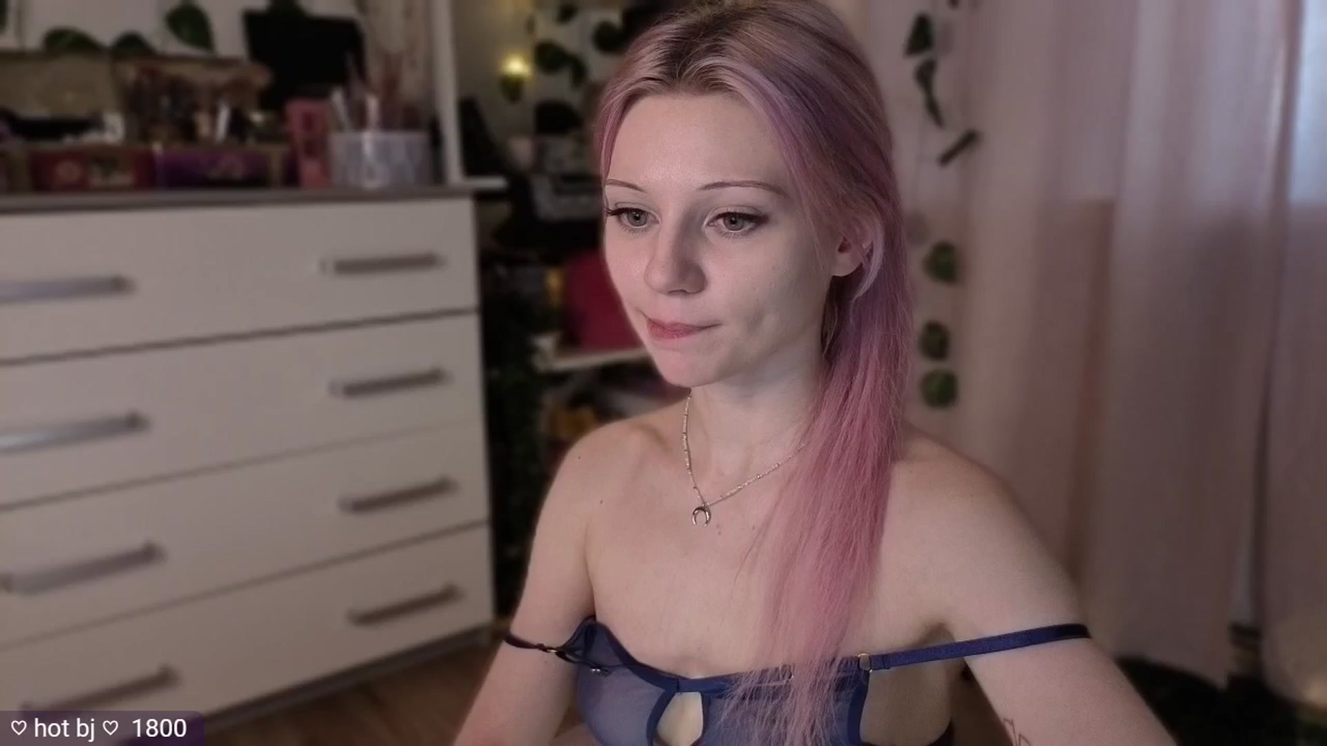 Gallery image thumbnail from JellyFox's myfreecams stream on, 05/03/2026, 06:17 image 20 of 20
