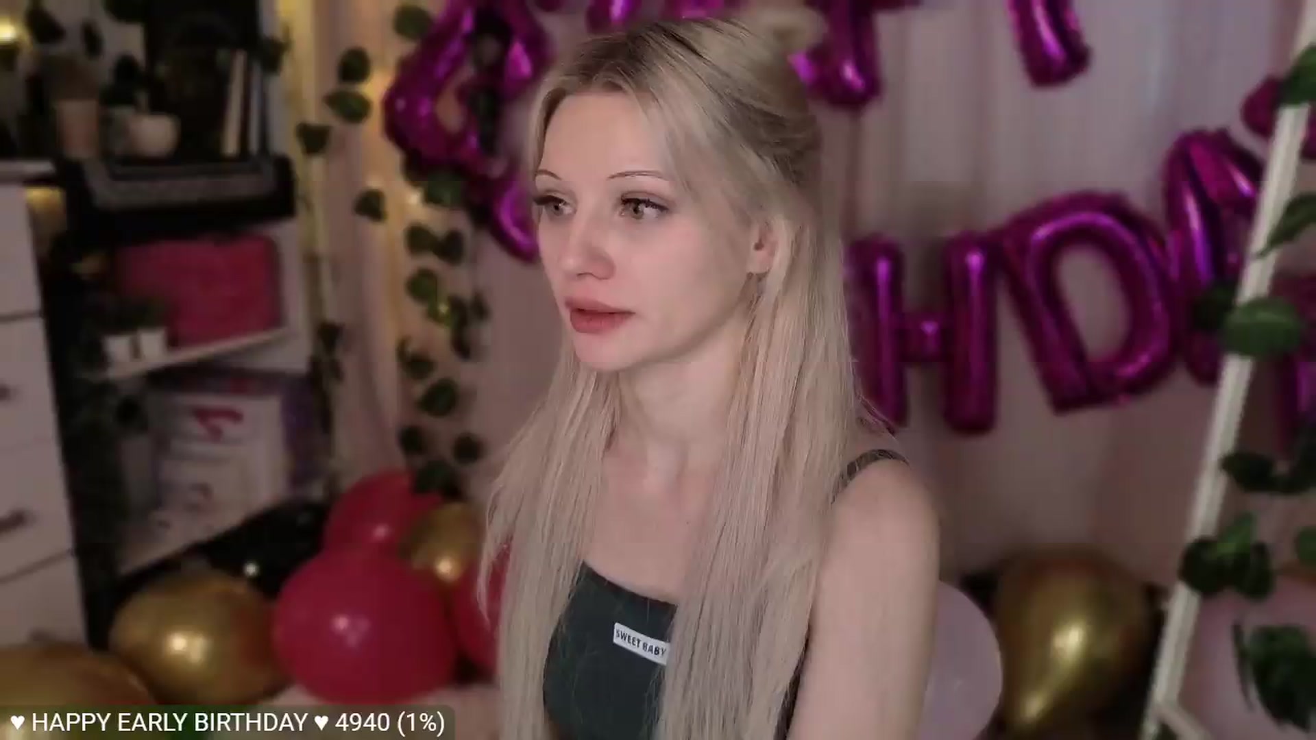 Gallery image thumbnail from JellyFox's myfreecams stream on, 05/28/2026, 05:20 image 17 of 20