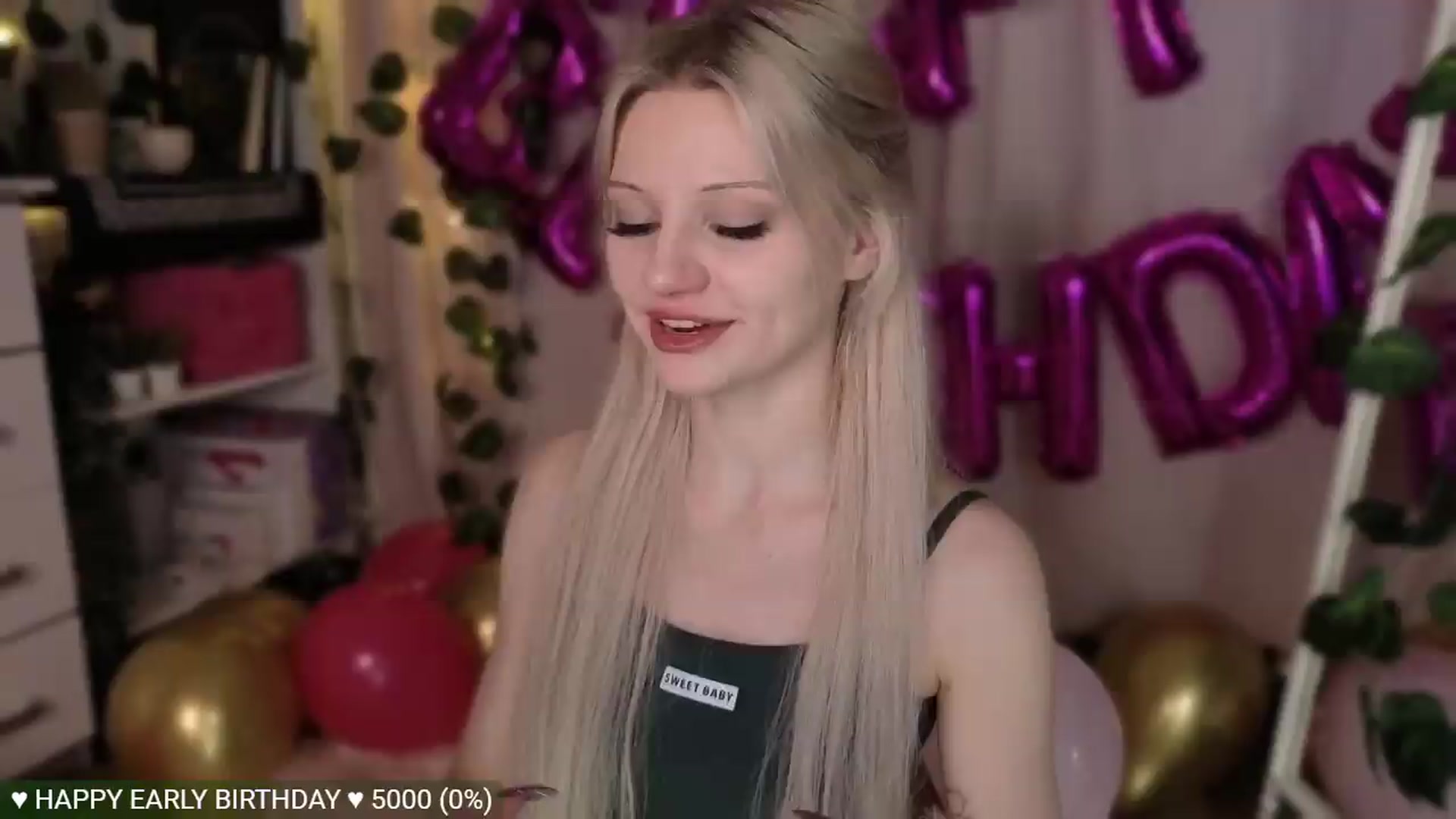Gallery image thumbnail from JellyFox's myfreecams stream on, 05/28/2026, 05:20 image 4 of 20