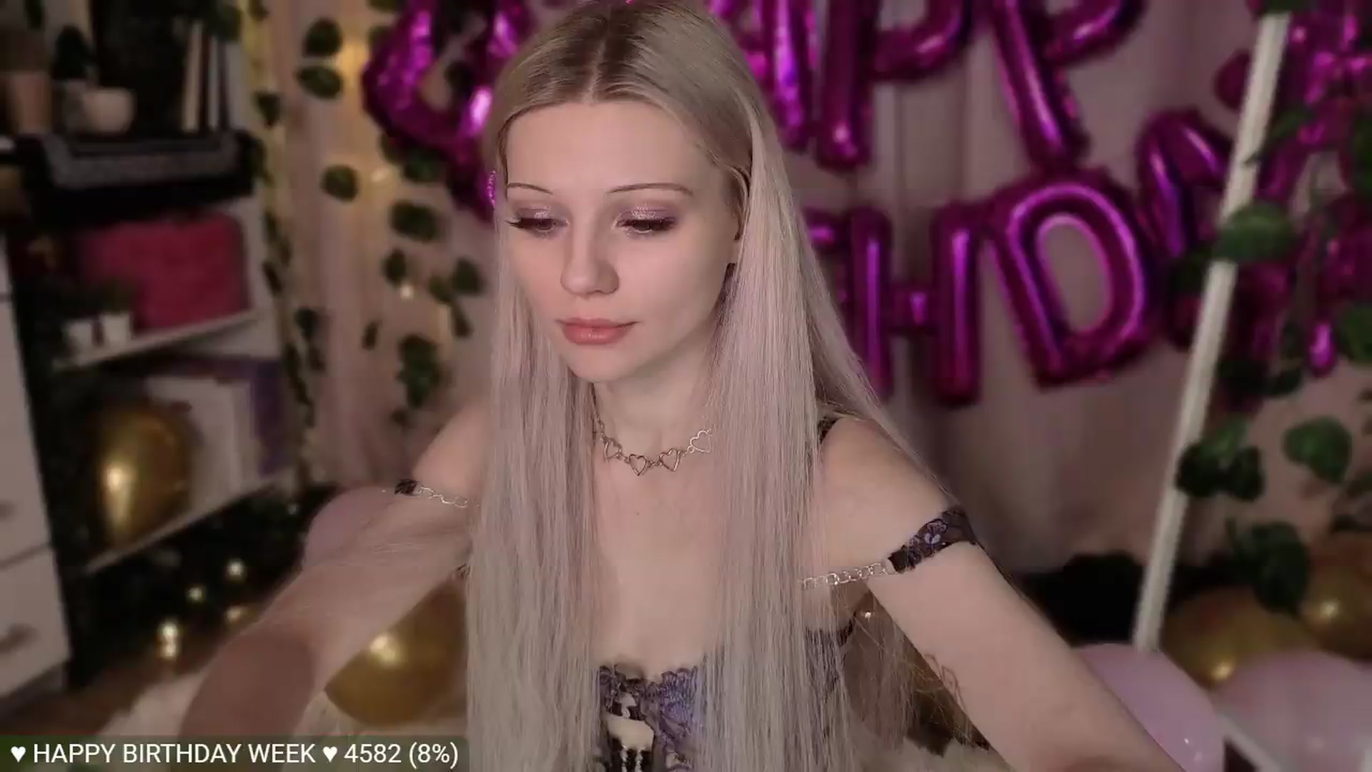 Gallery image thumbnail from JellyFox's myfreecams stream on, 06/01/2026, 04:43 image 4 of 20