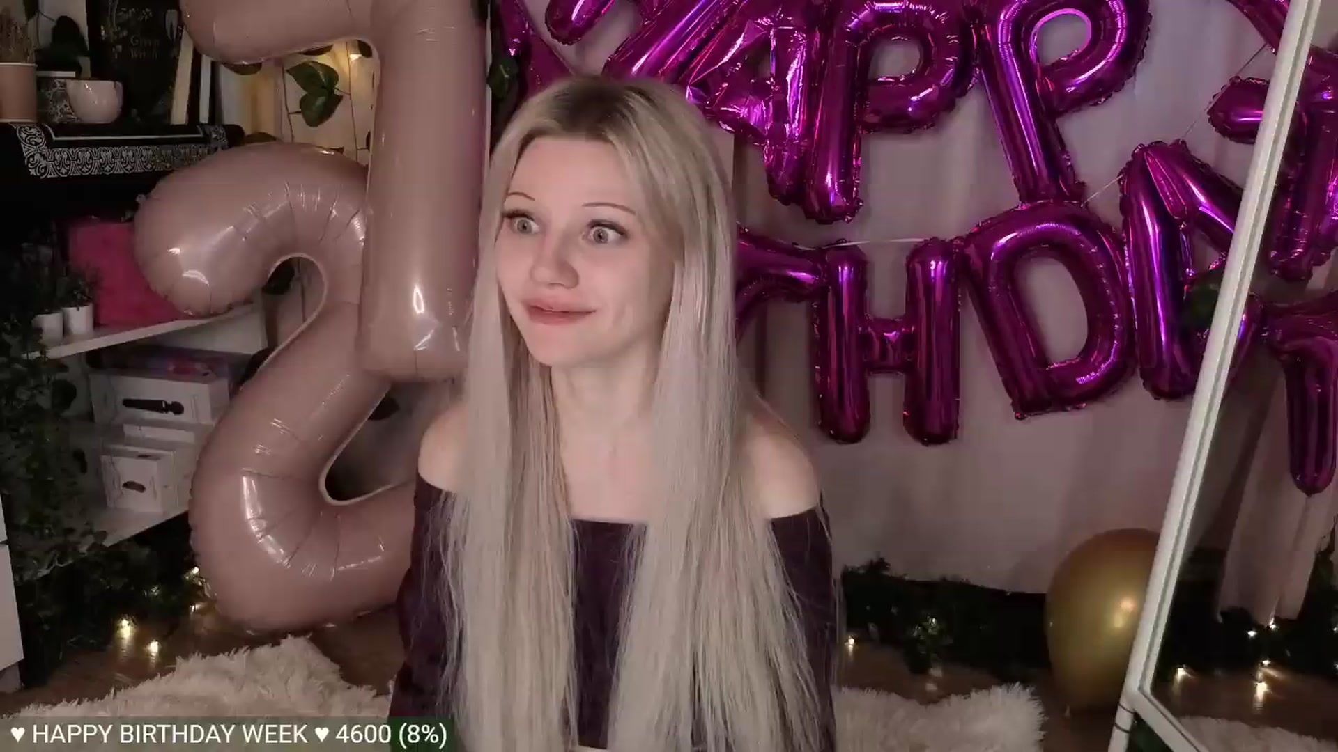 Gallery image thumbnail from JellyFox's myfreecams stream on, 06/07/2026, 08:32 image 20 of 20