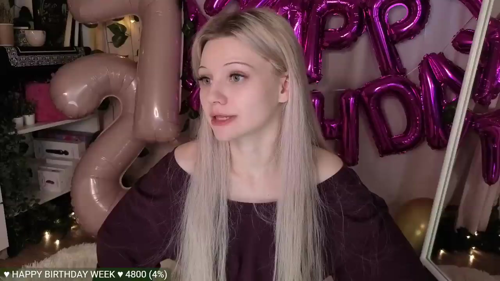 Gallery image thumbnail from JellyFox's myfreecams stream on, 06/07/2026, 08:32 image 7 of 20