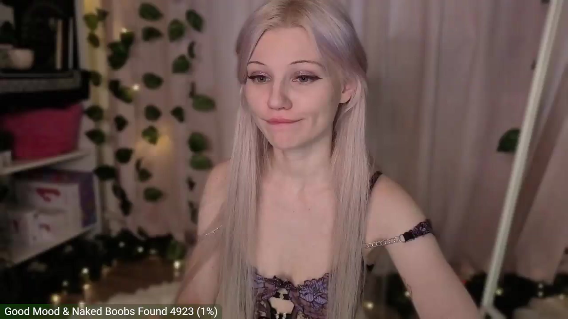Gallery image thumbnail from JellyFox's myfreecams stream on, 06/16/2026, 04:09 image 2 of 20