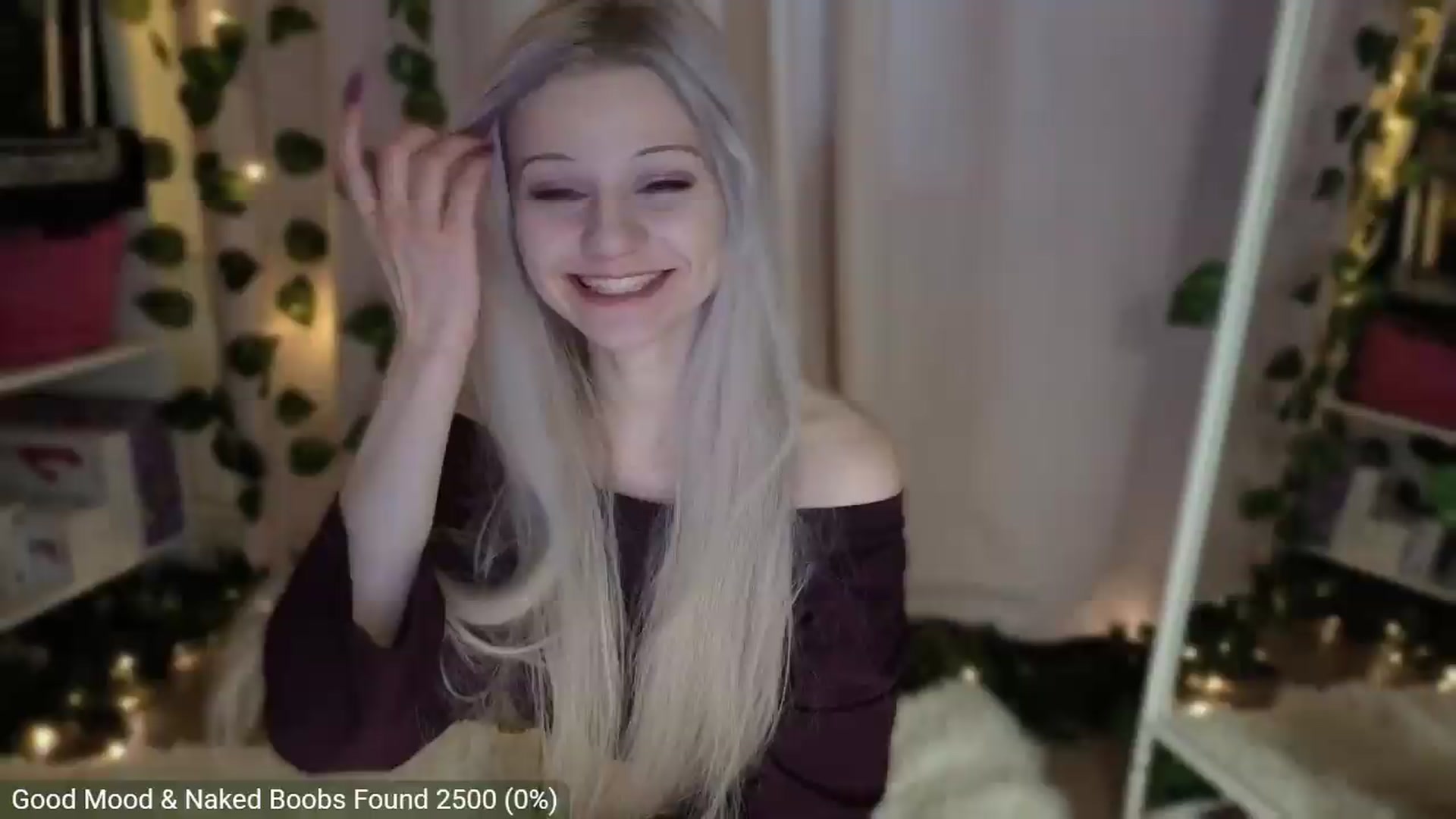 Gallery image thumbnail from JellyFox's myfreecams stream on, 06/19/2026, 04:02 image 4 of 20