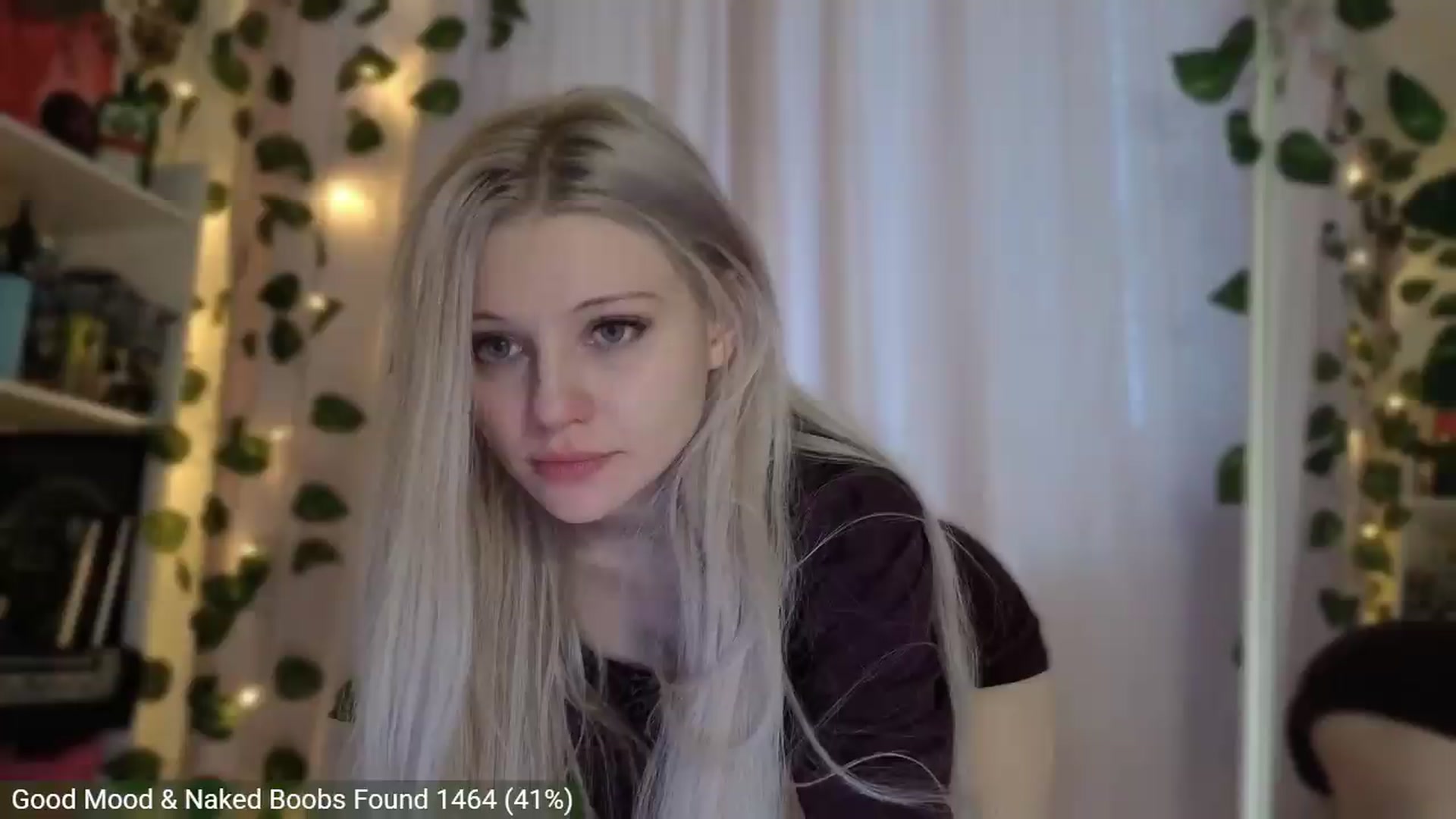 Gallery image thumbnail from JellyFox's myfreecams stream on, 06/19/2026, 06:03 image 20 of 20