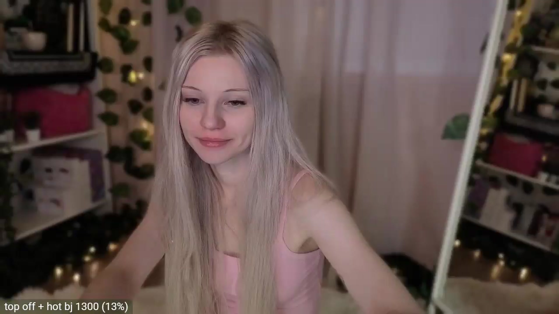 Gallery image thumbnail from JellyFox's myfreecams stream on, 06/26/2026, 05:52 image 11 of 20