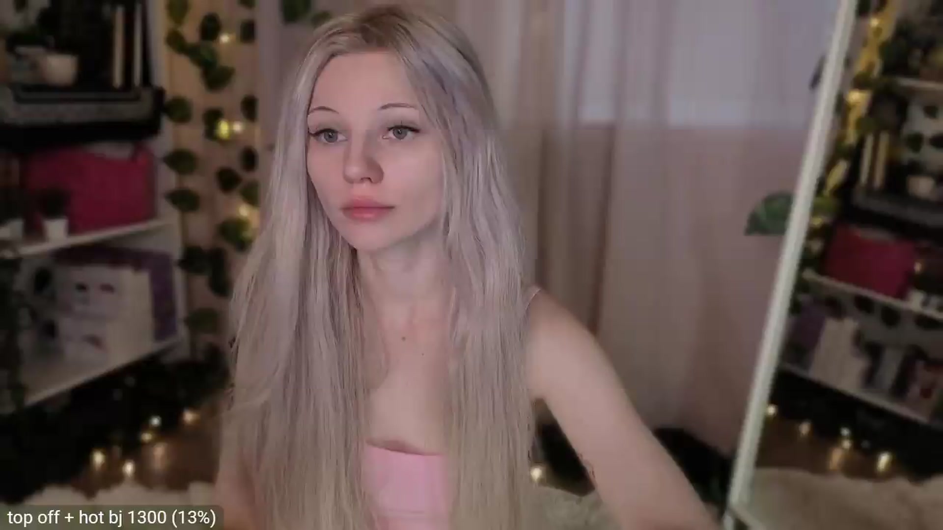 Gallery image thumbnail from JellyFox's myfreecams stream on, 06/26/2026, 05:52 image 18 of 20