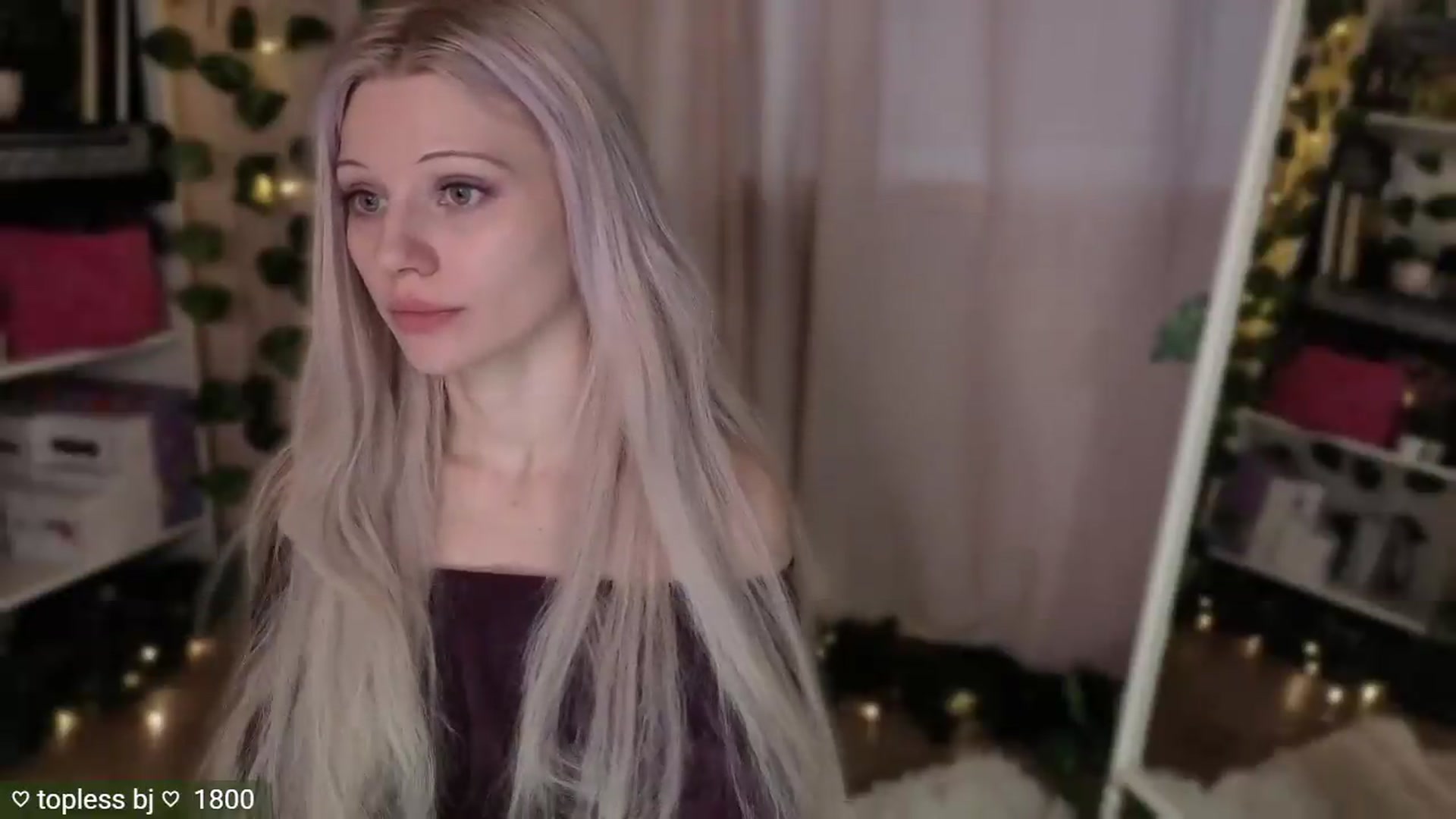 Gallery image thumbnail from JellyFox's myfreecams stream on, 06/29/2026, 03:27 image 19 of 20