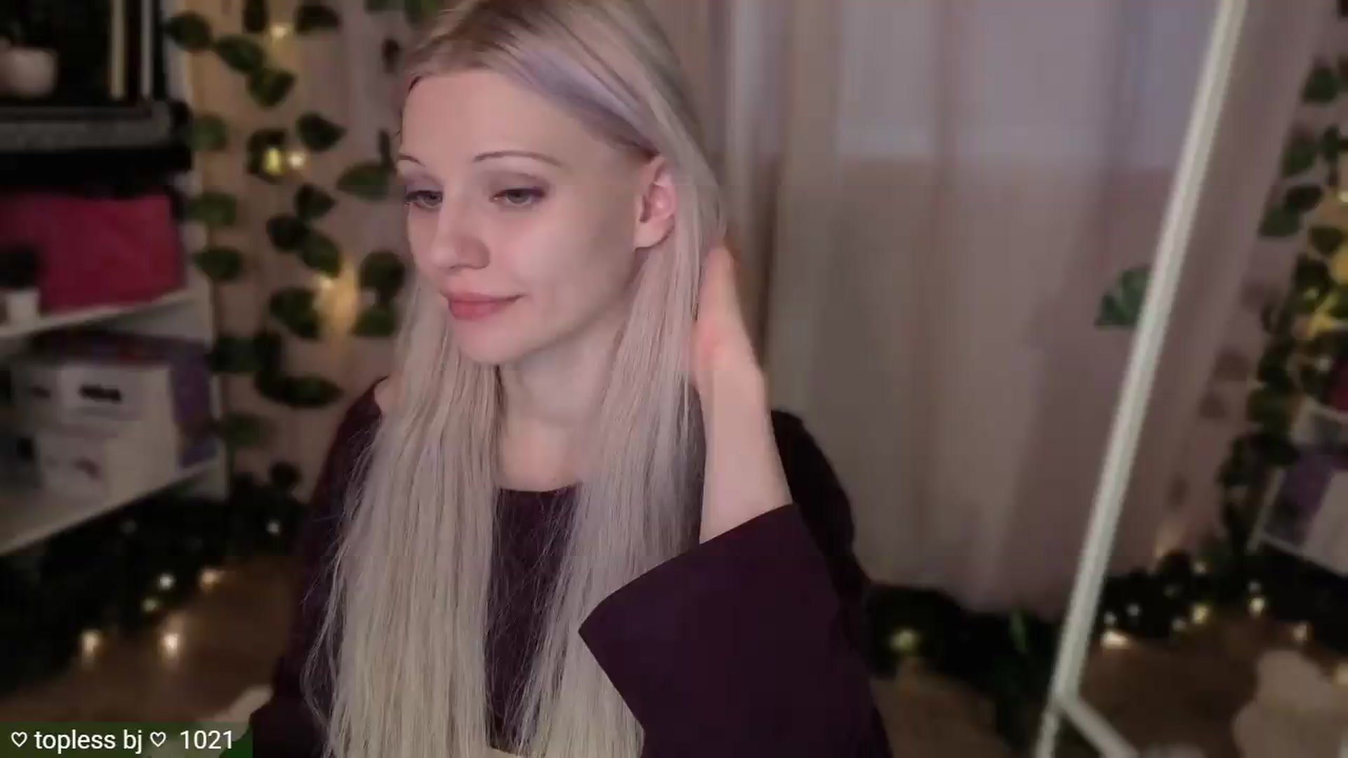 Gallery image thumbnail from JellyFox's myfreecams stream on, 06/29/2026, 05:14 image 3 of 20