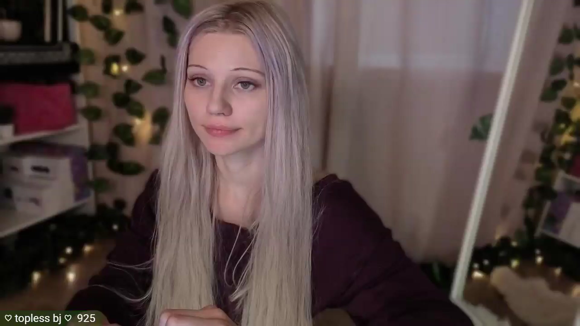 Gallery image thumbnail from JellyFox's myfreecams stream on, 06/29/2026, 05:14 image 14 of 20
