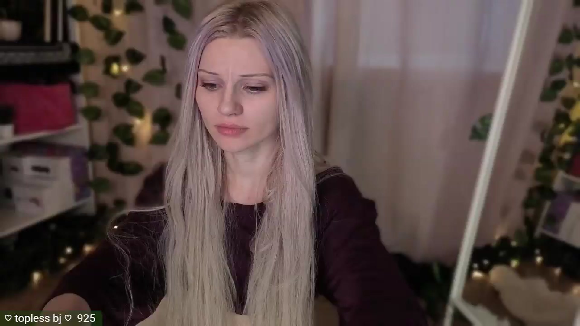 Gallery image thumbnail from JellyFox's myfreecams stream on, 06/29/2026, 05:14 image 13 of 20