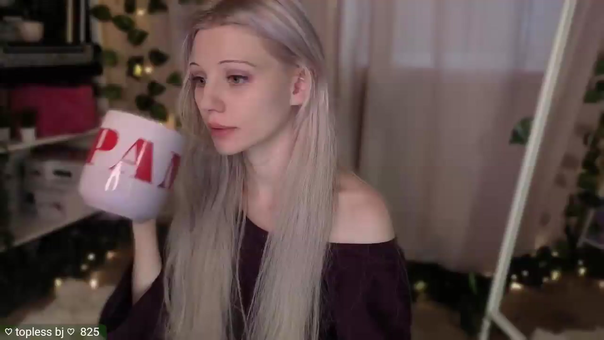 Gallery image thumbnail from JellyFox's myfreecams stream on, 06/29/2026, 06:14 image 2 of 20