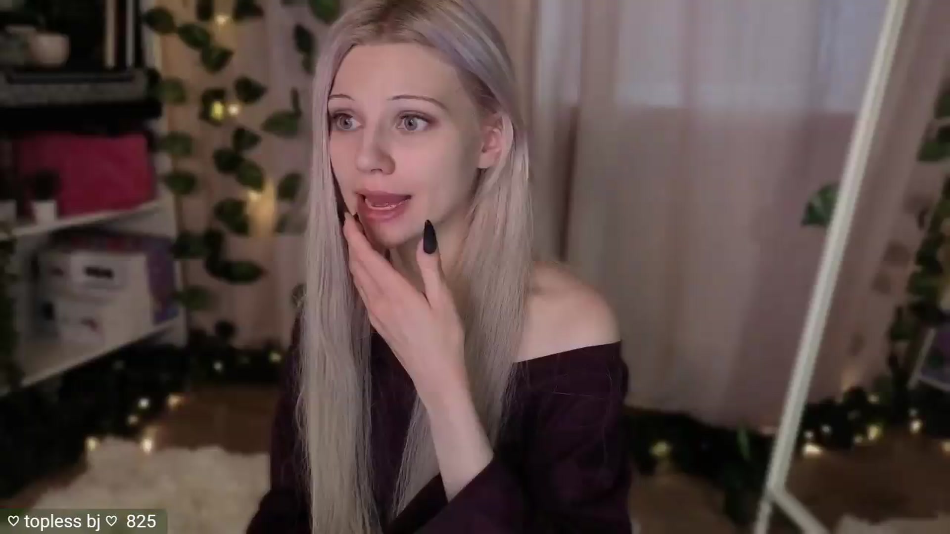 Gallery image thumbnail from JellyFox's myfreecams stream on, 06/29/2026, 06:14 image 4 of 20