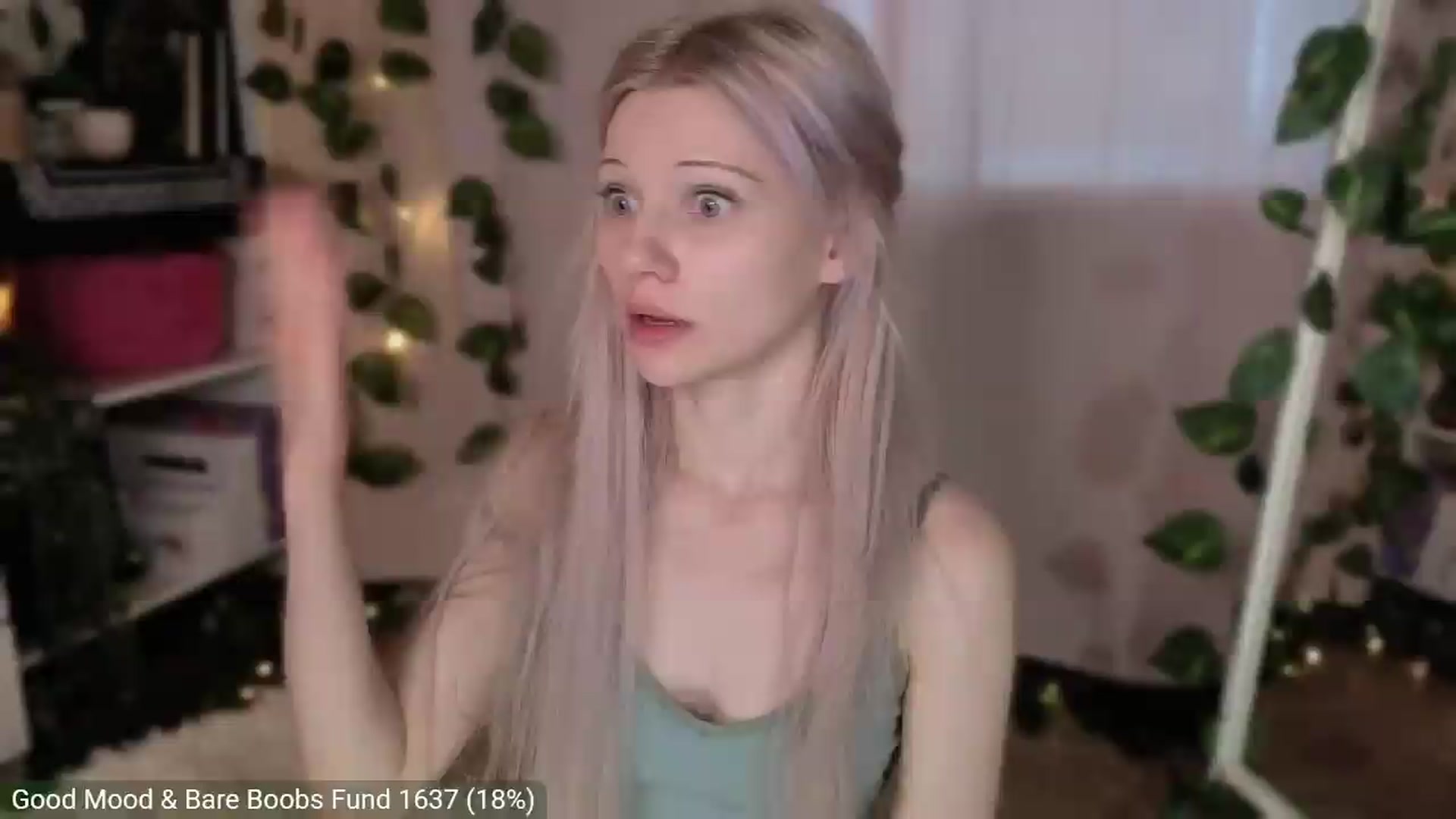 Gallery image thumbnail from JellyFox's myfreecams stream on, 07/03/2026, 06:16 image 10 of 20
