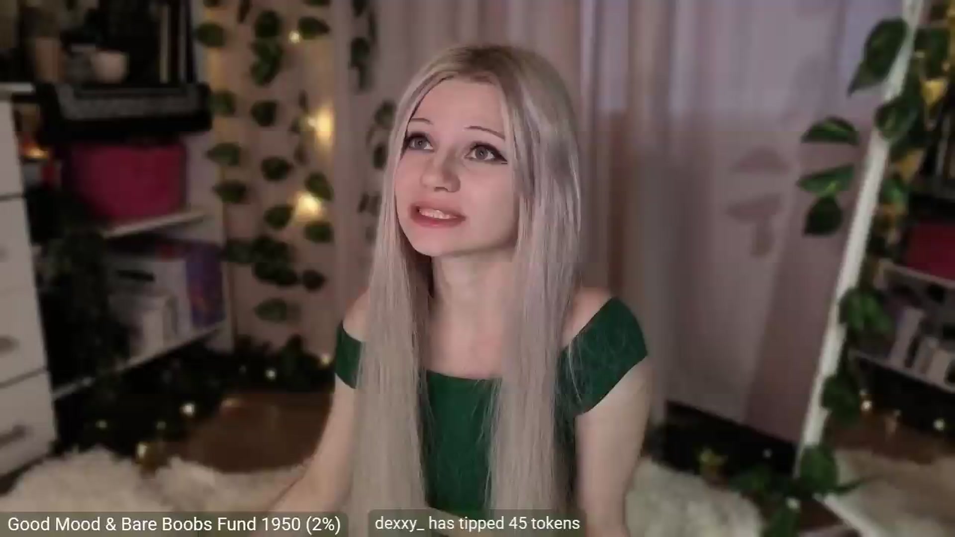 Gallery image thumbnail from JellyFox's myfreecams stream on, 07/06/2026, 05:02 image 15 of 20