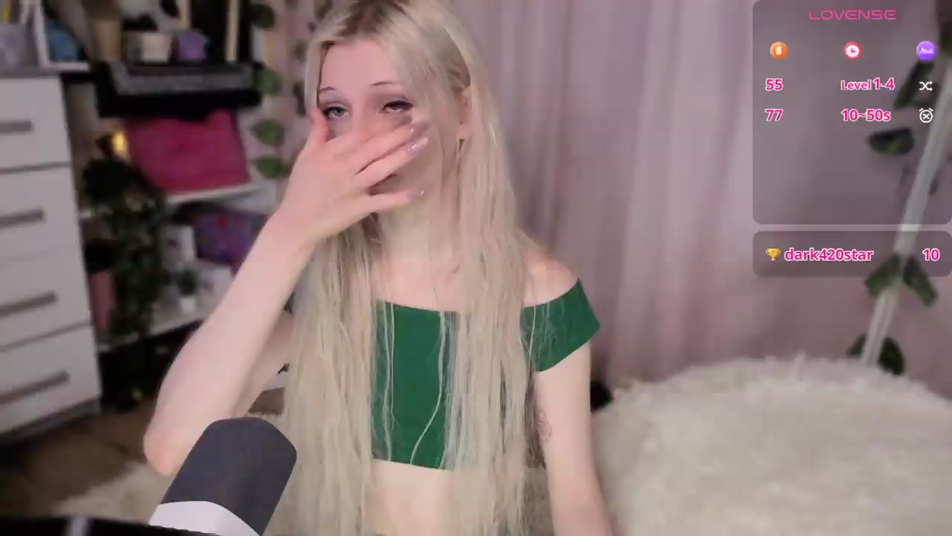 Gallery image thumbnail from JellyFox's myfreecams stream on, 08/10/2026, 04:14 image 10 of 20