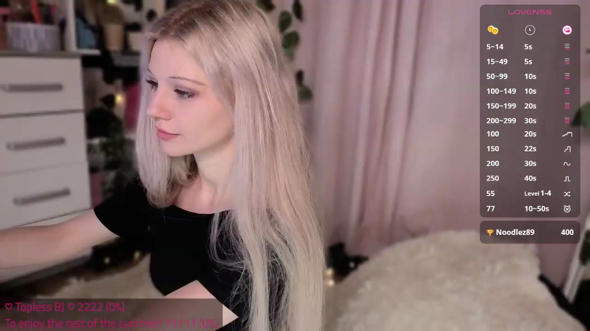 Gallery image thumbnail from JellyFox's myfreecams stream on, 08/28/2026, 24:00 image 18 of 20