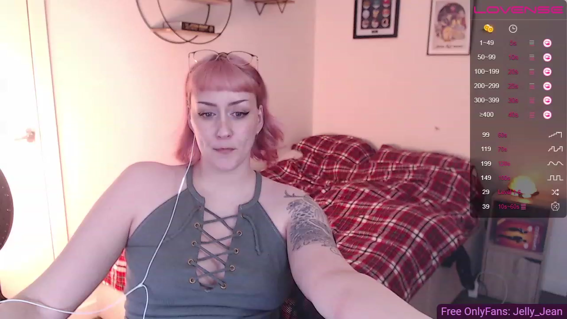 Gallery image thumbnail from Jelly_Jean's myfreecams stream on, 05/22/2023, 13:44 image 14 of 20