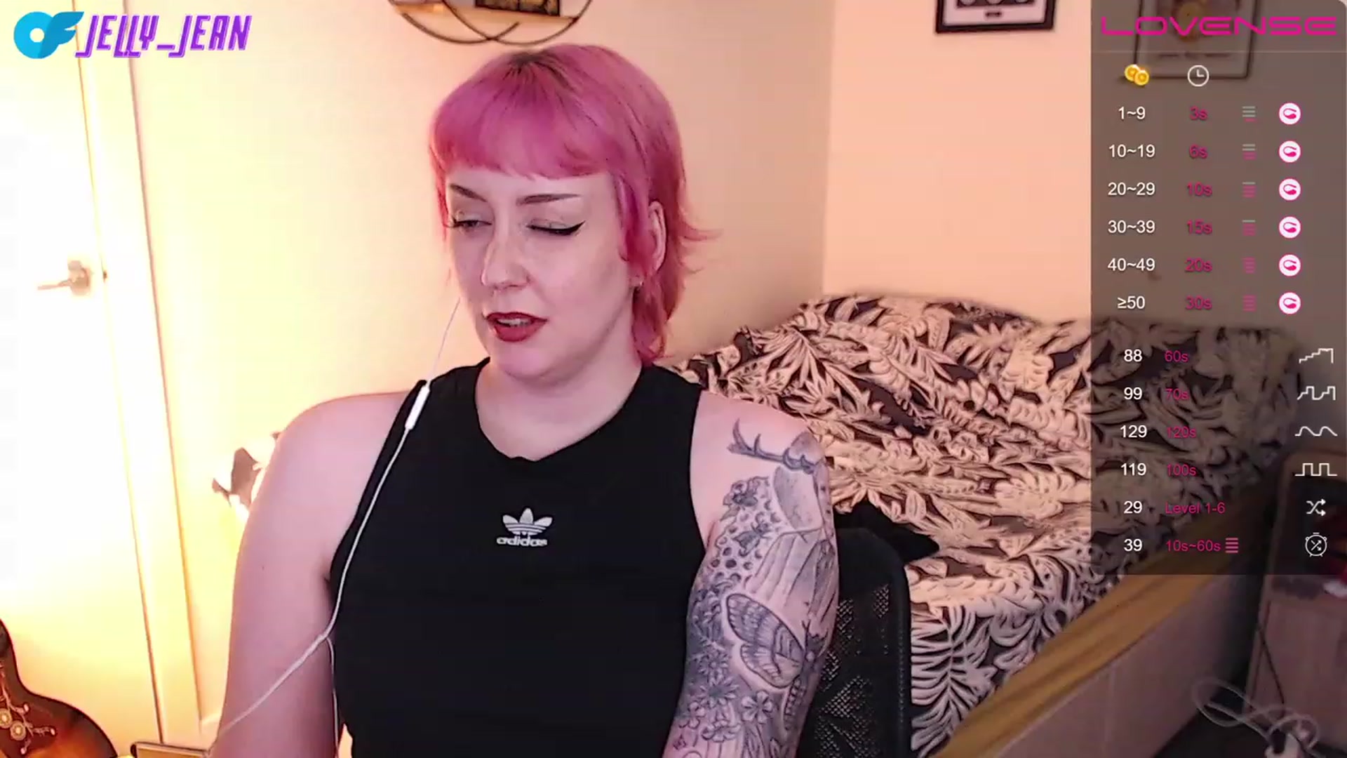Gallery image thumbnail from Jelly_Jean's myfreecams stream on, 07/16/2023, 13:07 image 12 of 20