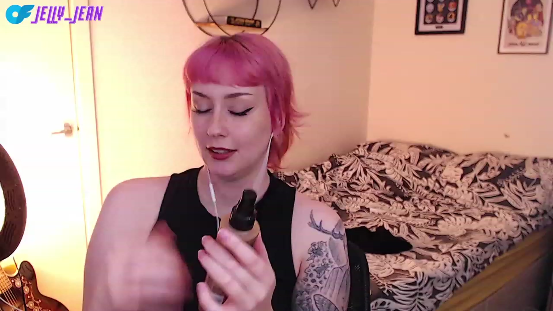 Gallery image thumbnail from Jelly_Jean's myfreecams stream on, 07/16/2023, 13:07 image 6 of 20