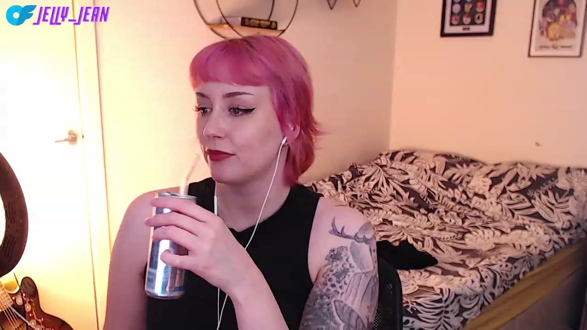 Gallery image thumbnail from Jelly_Jean's myfreecams stream on, 07/16/2023, 13:07 image 5 of 20