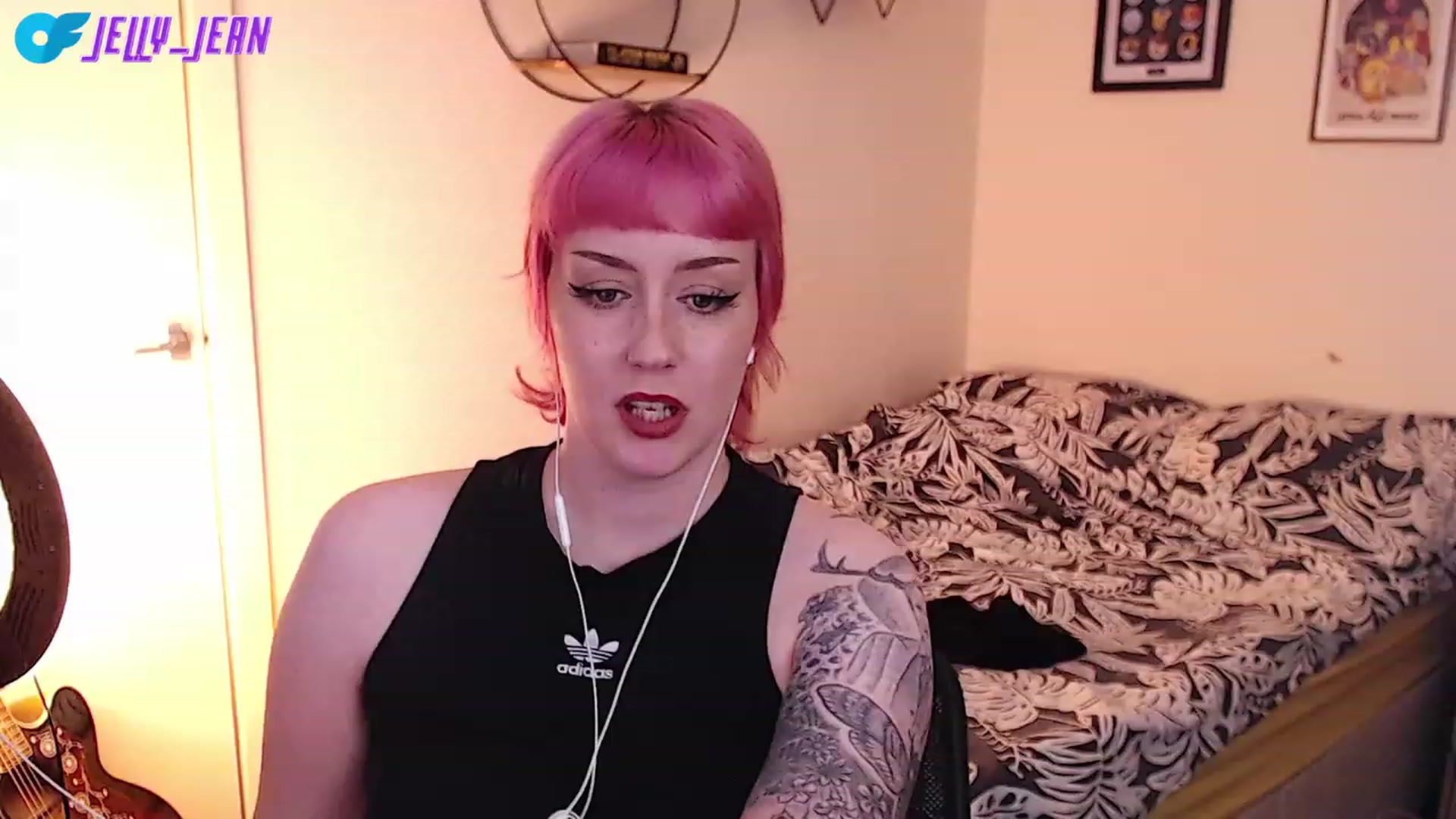 Gallery image thumbnail from Jelly_Jean's myfreecams stream on, 07/16/2023, 13:07 image 3 of 20