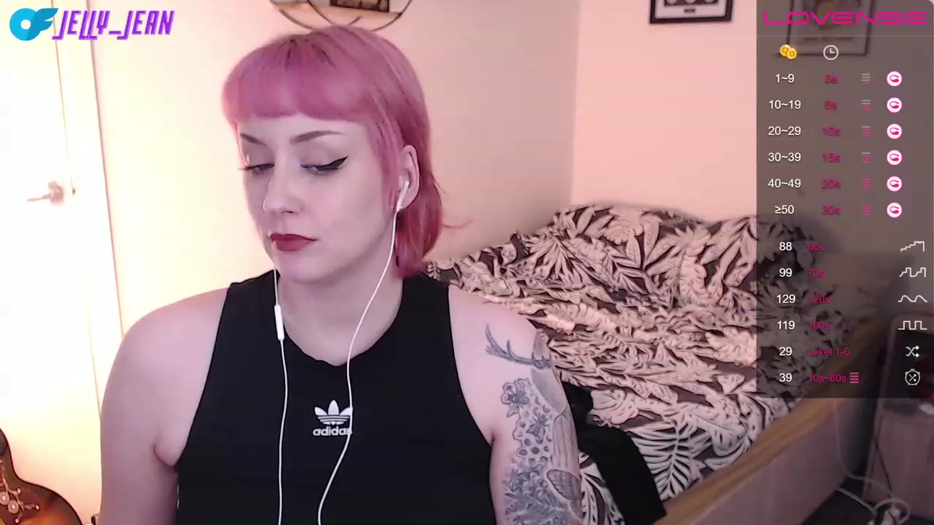 Gallery image thumbnail from Jelly_Jean's myfreecams stream on, 07/16/2023, 18:09 image 3 of 20