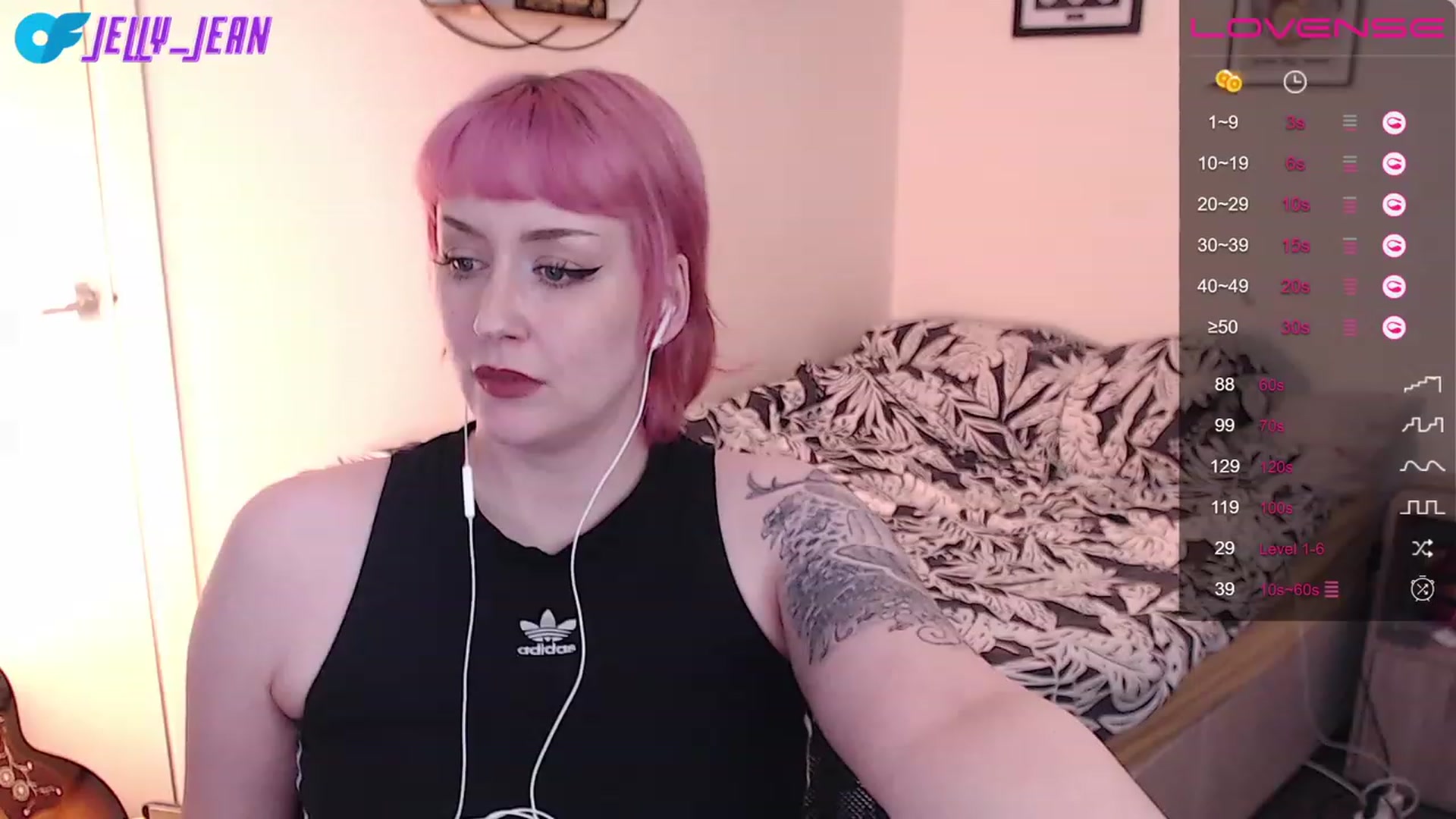 Gallery image thumbnail from Jelly_Jean's myfreecams stream on, 07/16/2023, 18:09 image 5 of 20
