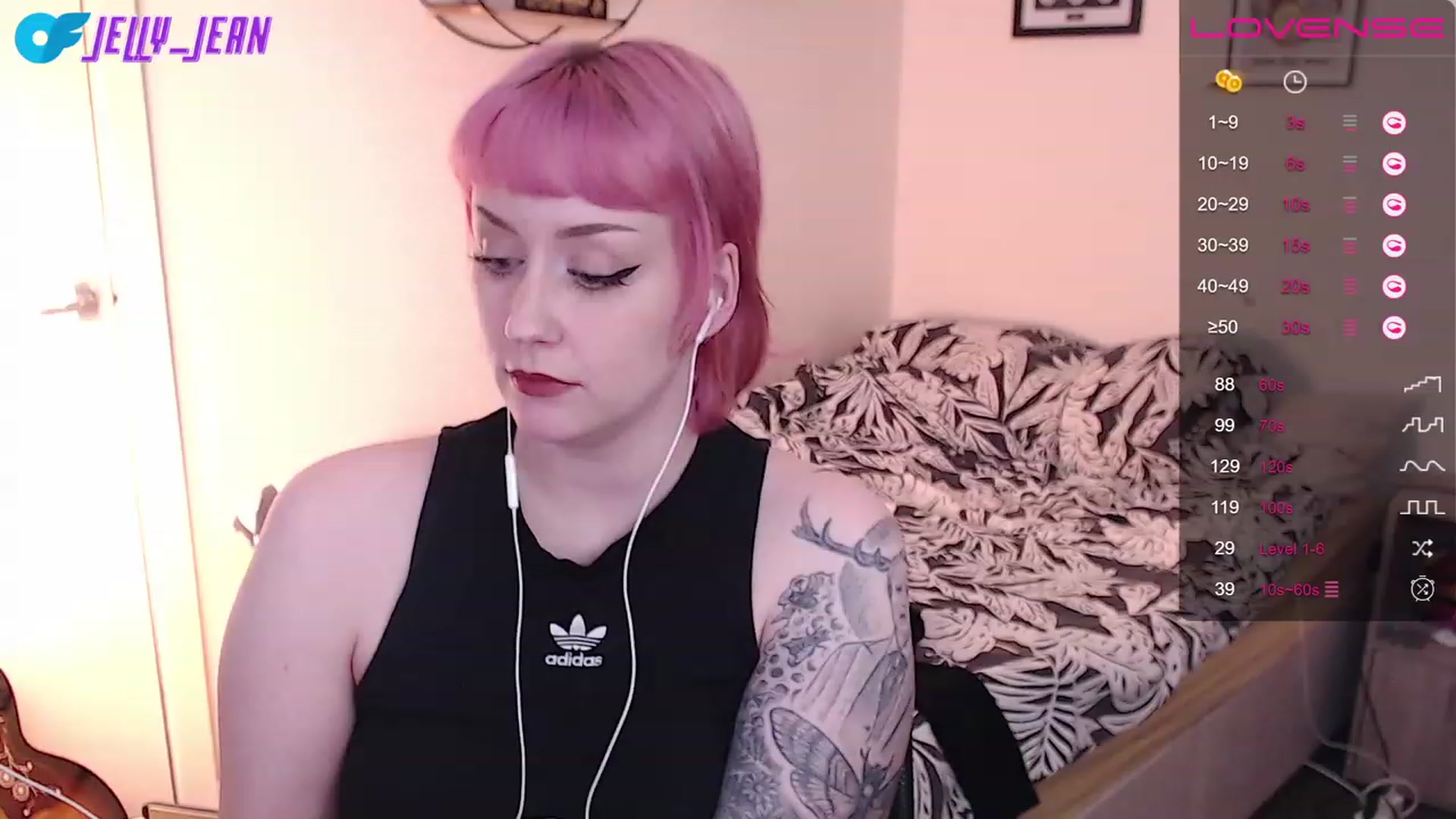 Gallery image thumbnail from Jelly_Jean's myfreecams stream on, 07/16/2023, 18:09 image 2 of 20
