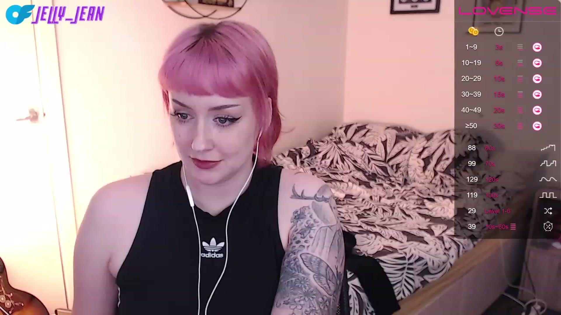 Gallery image thumbnail from Jelly_Jean's myfreecams stream on, 07/16/2023, 18:09 image 8 of 20