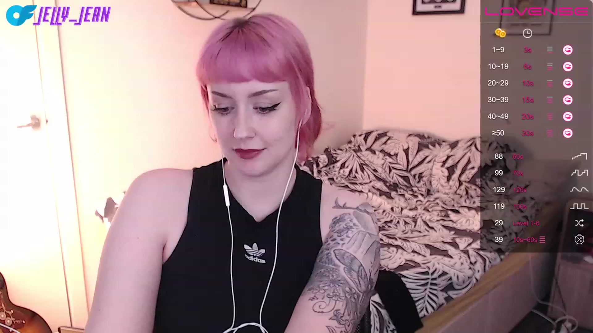 Gallery image thumbnail from Jelly_Jean's myfreecams stream on, 07/16/2023, 18:09 image 1 of 20