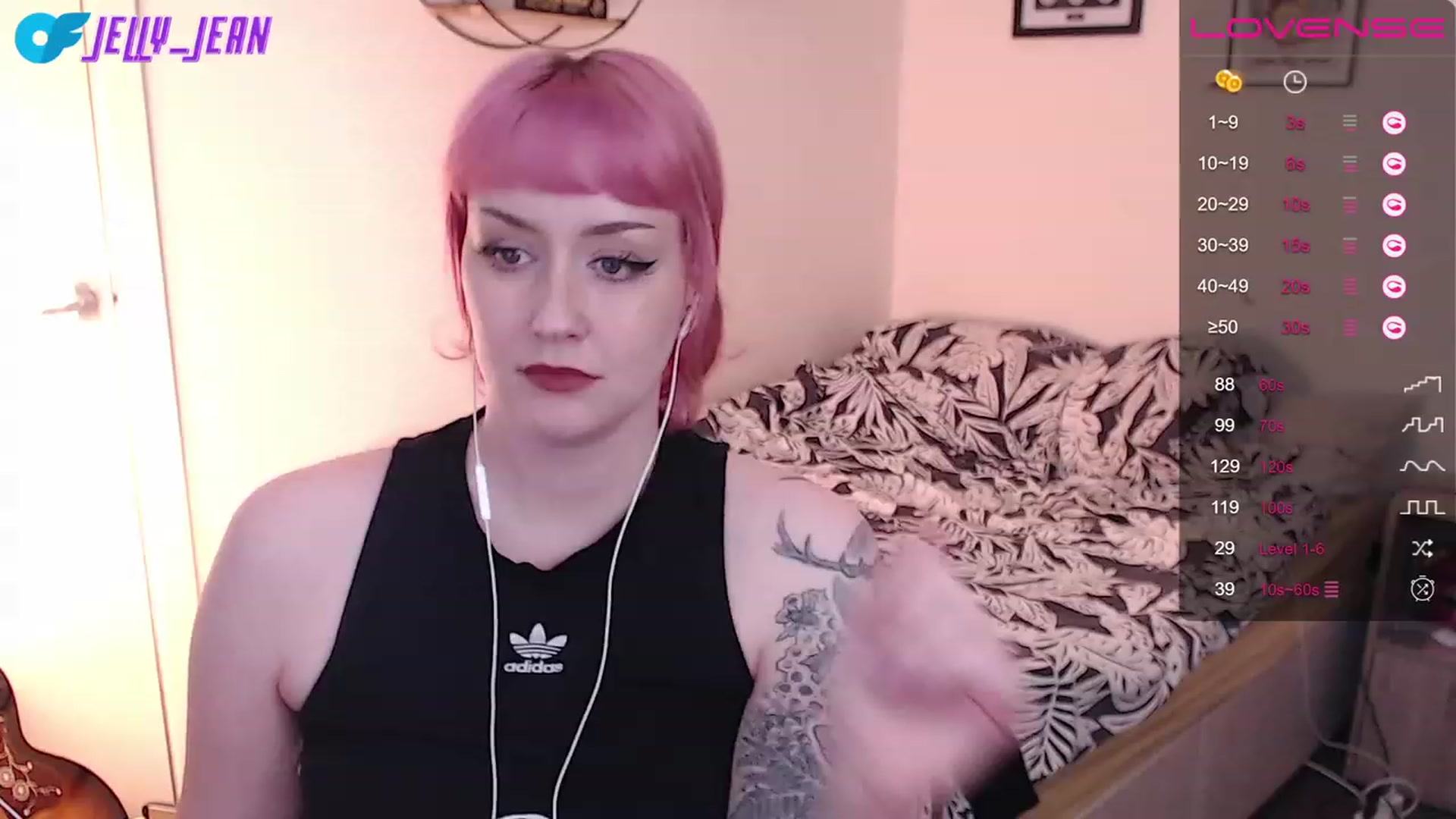 Gallery image thumbnail from Jelly_Jean's myfreecams stream on, 07/16/2023, 18:09 image 4 of 20