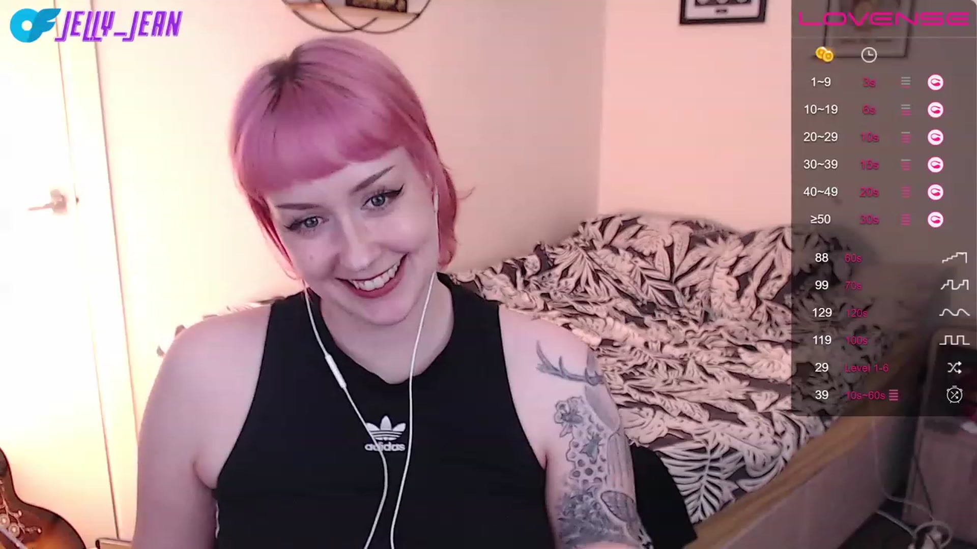 Gallery image thumbnail from Jelly_Jean's myfreecams stream on, 07/16/2023, 18:09 image 6 of 20