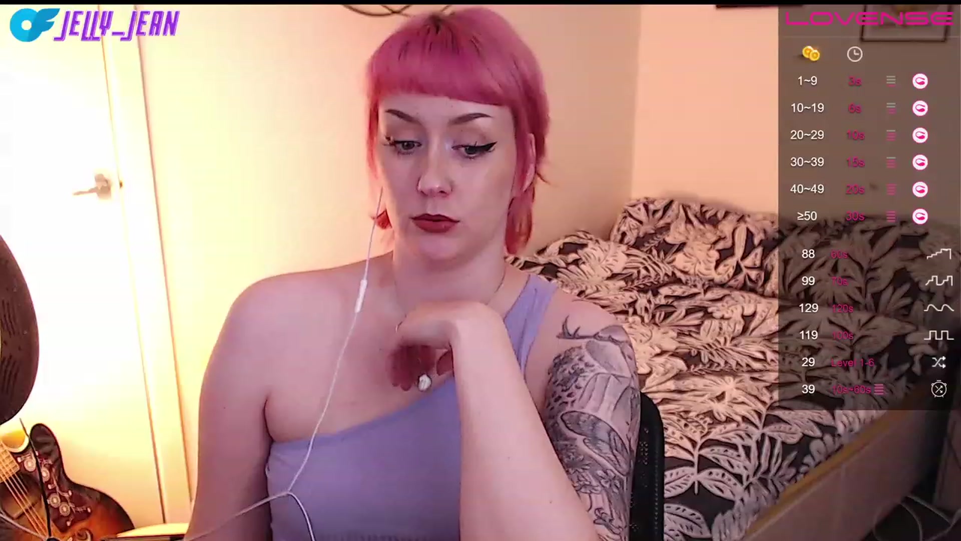 Gallery image thumbnail from Jelly_Jean's myfreecams stream on, 07/17/2023, 13:14 image 10 of 20