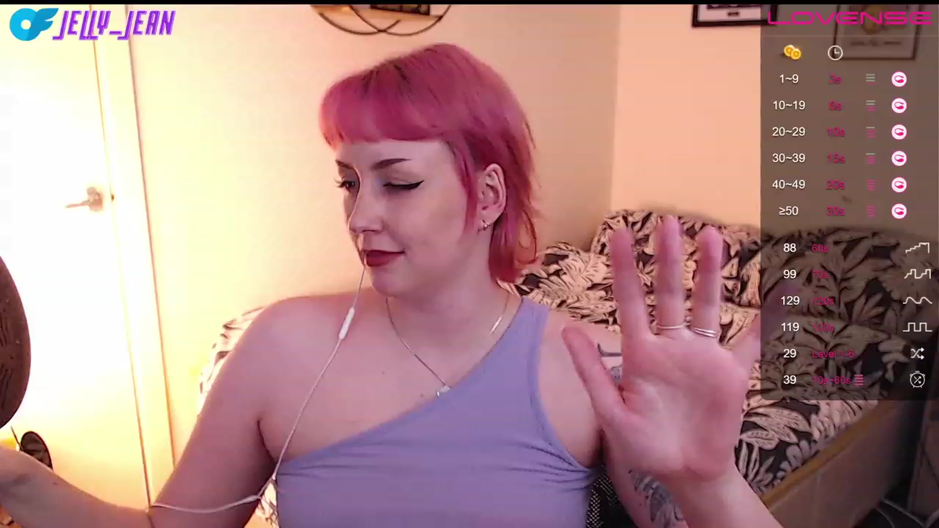 Gallery image thumbnail from Jelly_Jean's myfreecams stream on, 07/17/2023, 13:56 image 8 of 20
