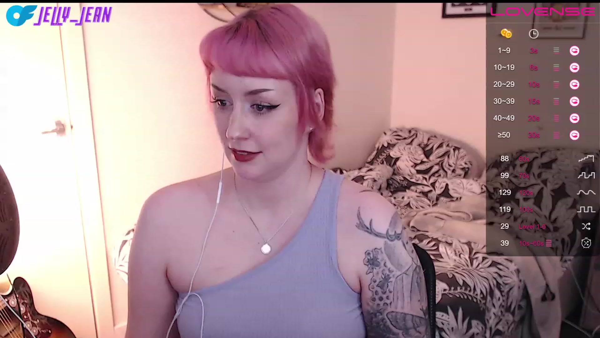 Gallery image thumbnail from Jelly_Jean's myfreecams stream on, 07/17/2023, 18:04 image 5 of 20