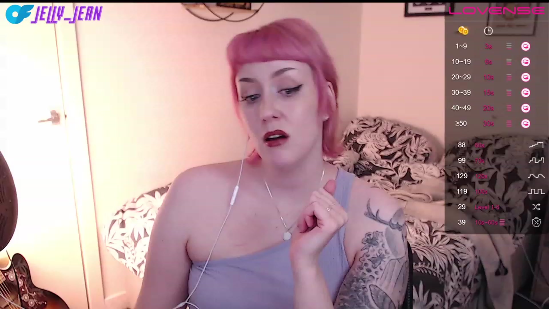 Gallery image thumbnail from Jelly_Jean's myfreecams stream on, 07/17/2023, 18:04 image 3 of 20
