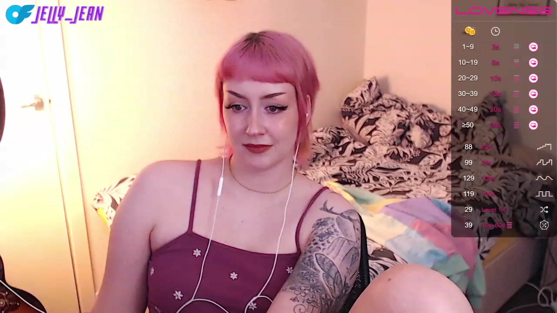 Gallery image thumbnail from Jelly_Jean's myfreecams stream on, 07/22/2023, 15:08 image 12 of 20