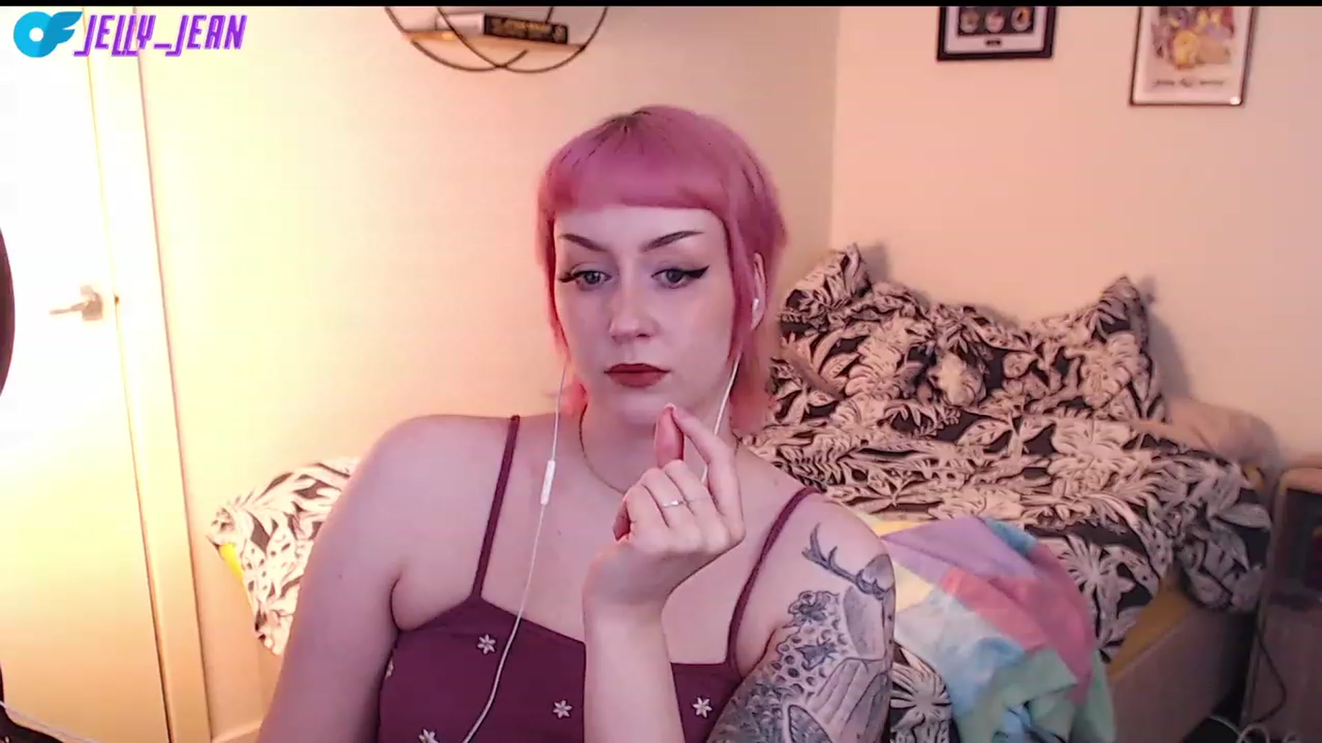 Gallery image thumbnail from Jelly_Jean's myfreecams stream on, 07/22/2023, 15:08 image 2 of 20