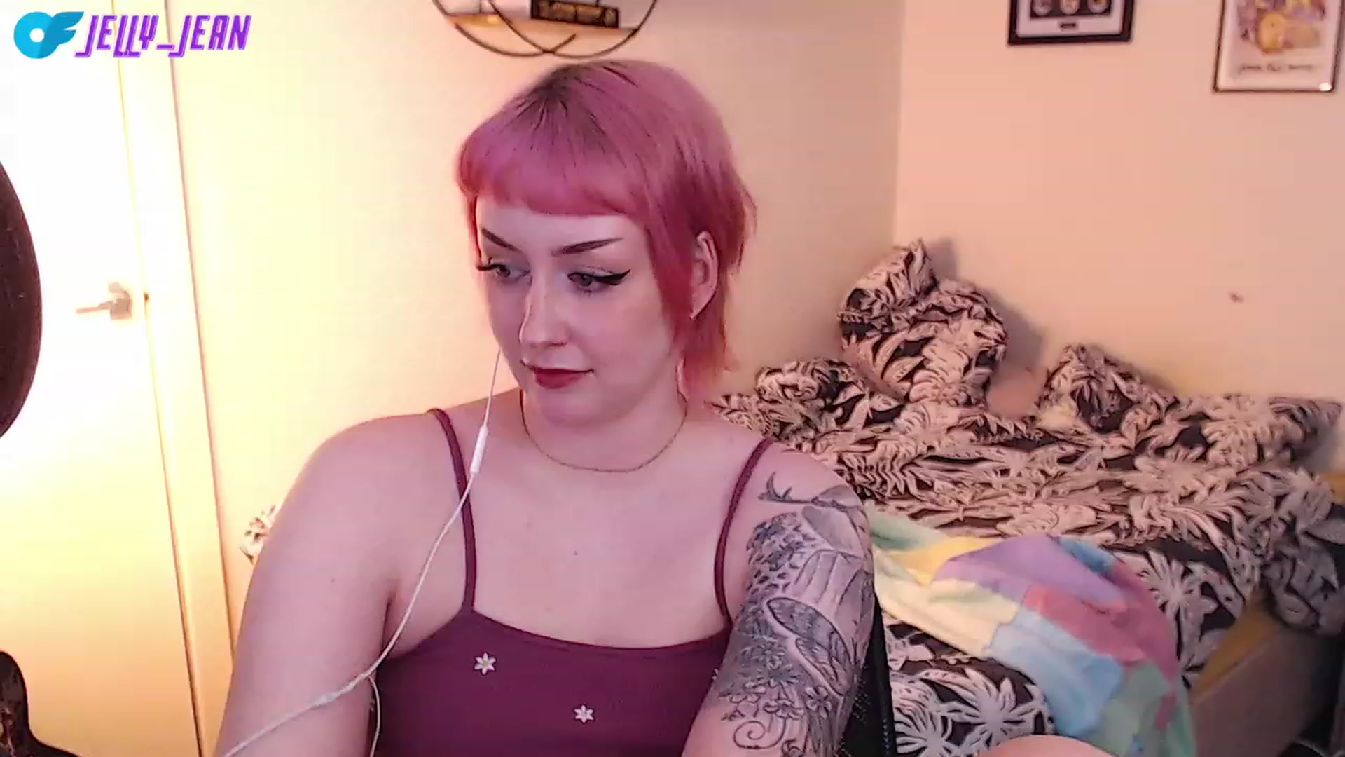 Gallery image thumbnail from Jelly_Jean's myfreecams stream on, 07/22/2023, 16:53 image 17 of 20
