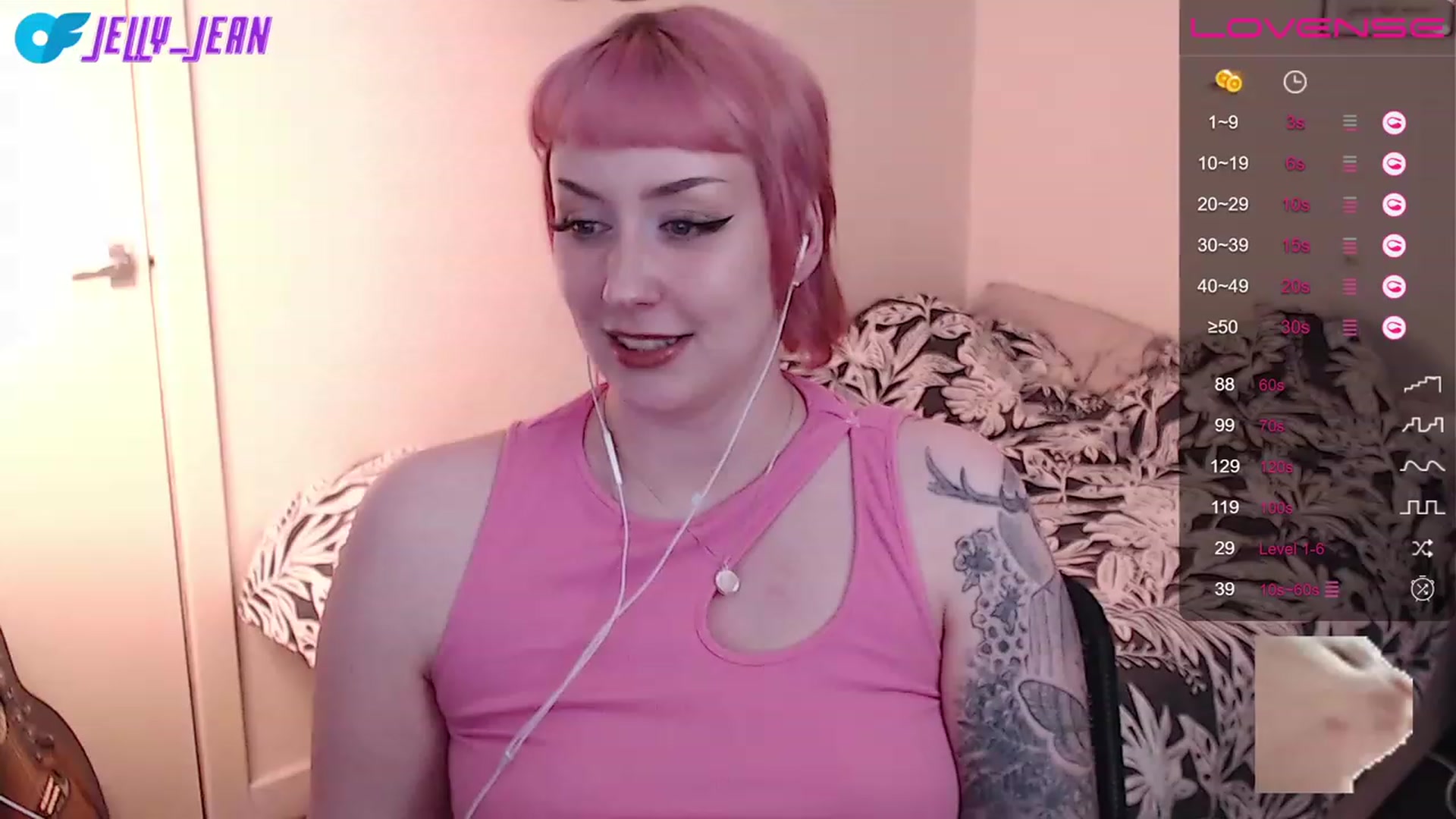 Gallery image thumbnail from Jelly_Jean's myfreecams stream on, 07/23/2023, 19:38 image 3 of 20