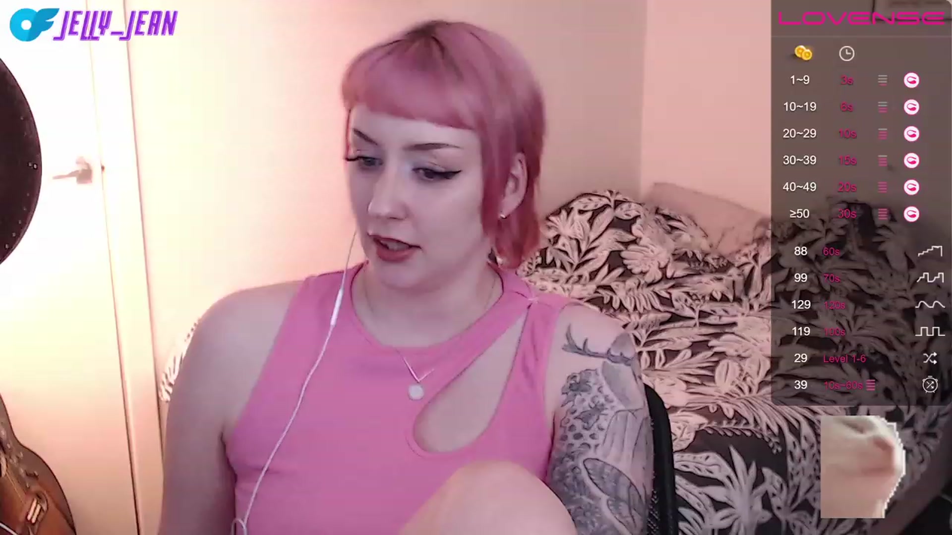 Gallery image thumbnail from Jelly_Jean's myfreecams stream on, 07/23/2023, 19:38 image 13 of 20