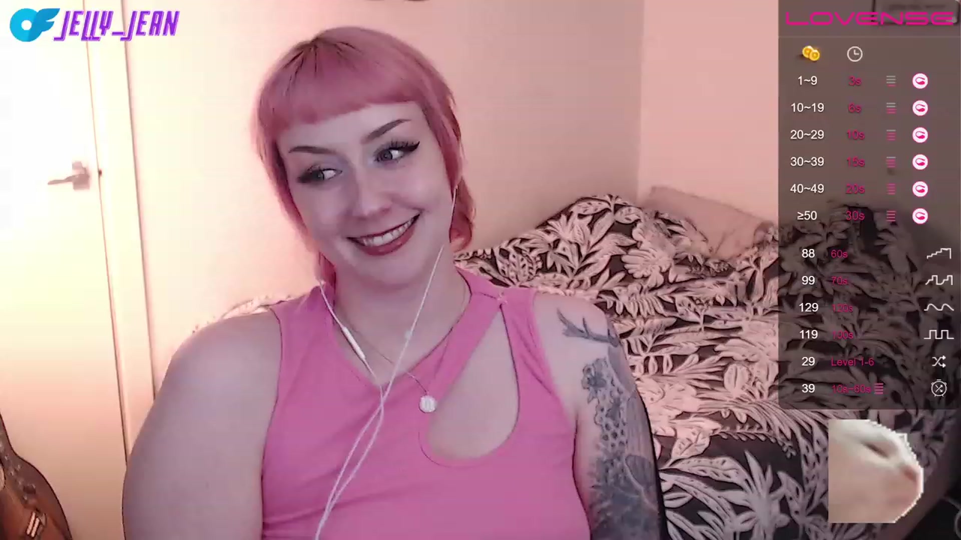 Gallery image thumbnail from Jelly_Jean's myfreecams stream on, 07/23/2023, 19:38 image 6 of 20