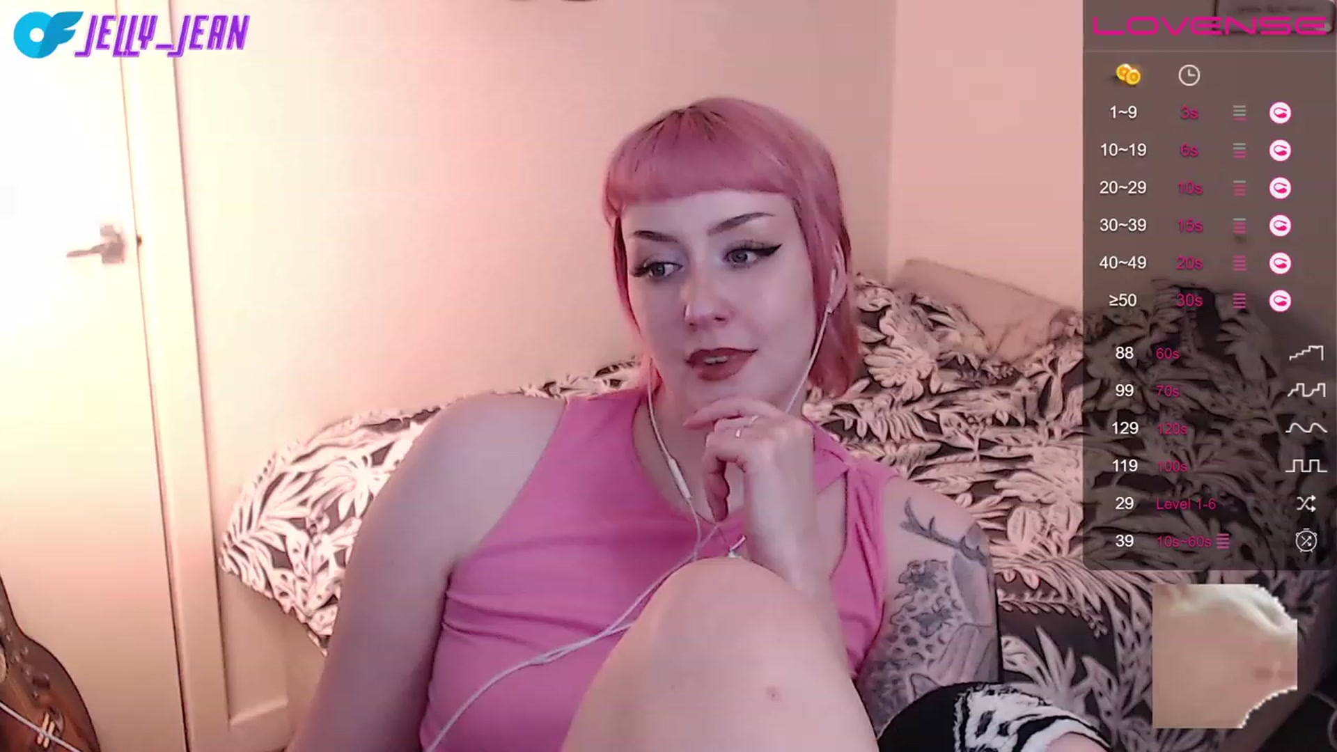 Gallery image thumbnail from Jelly_Jean's myfreecams stream on, 07/23/2023, 19:38 image 2 of 20